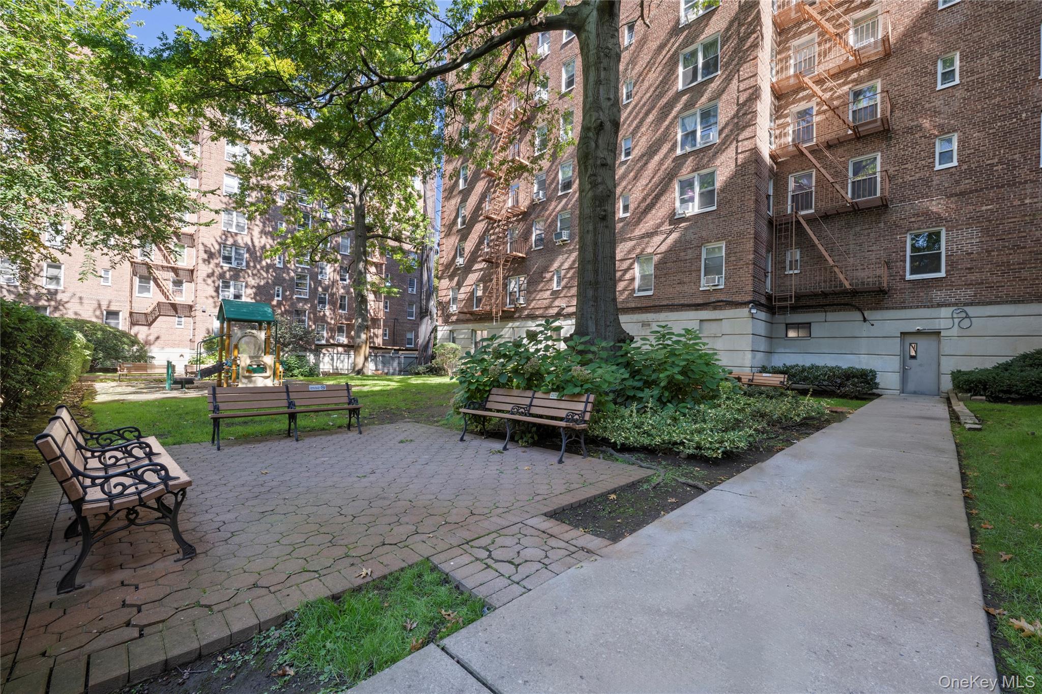 72-81 113th Street Unit: 6T