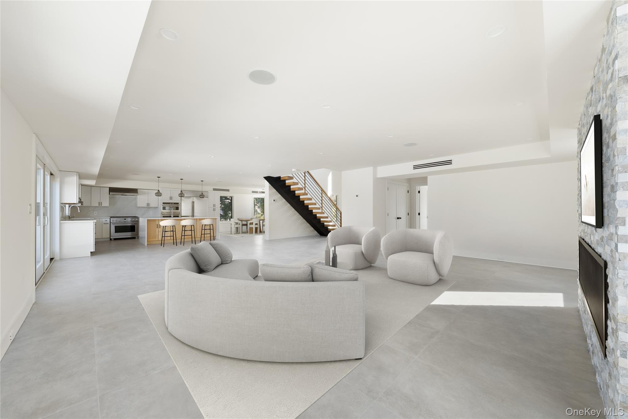 141 Flamingo Street