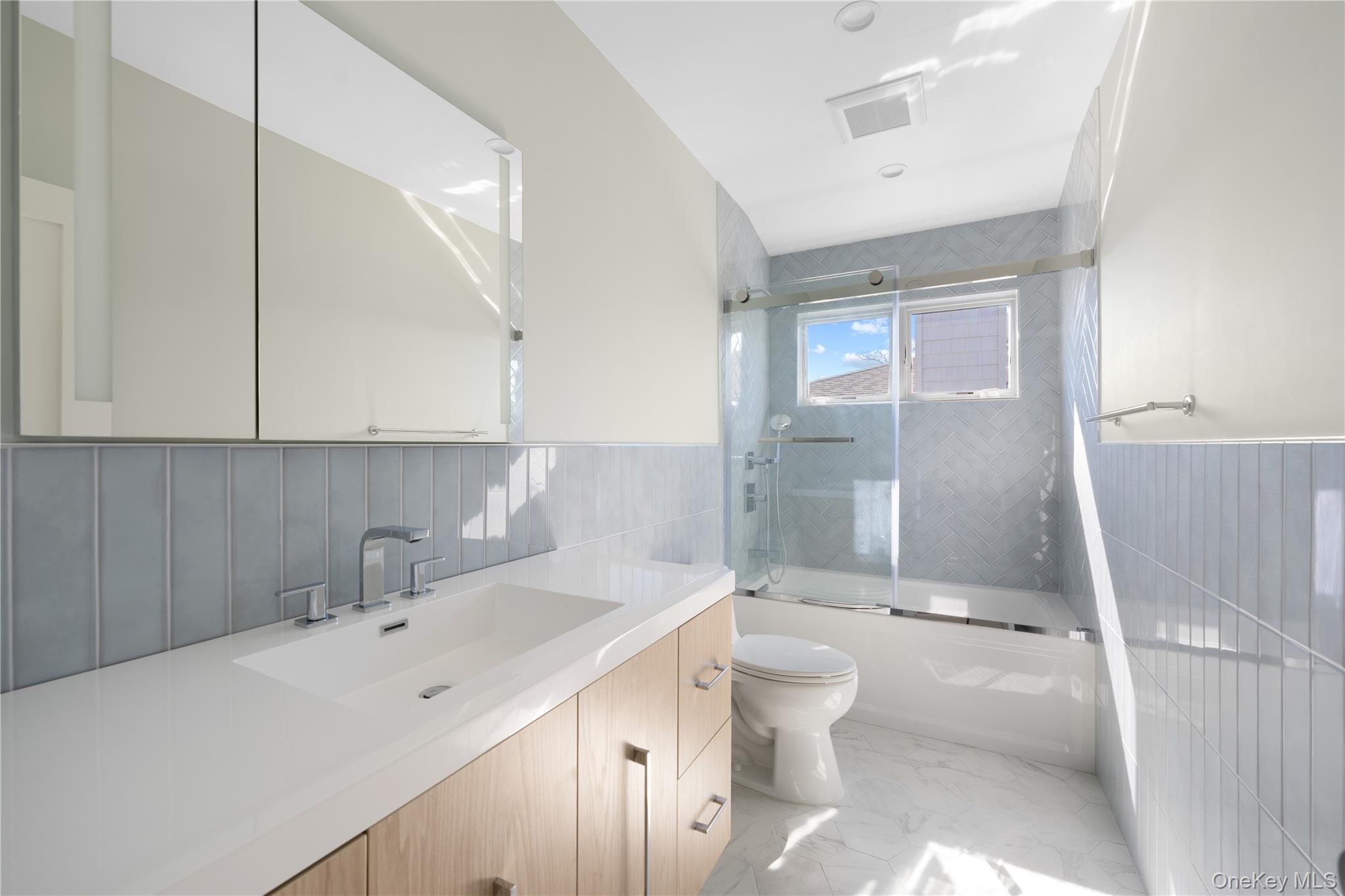141 Flamingo Street