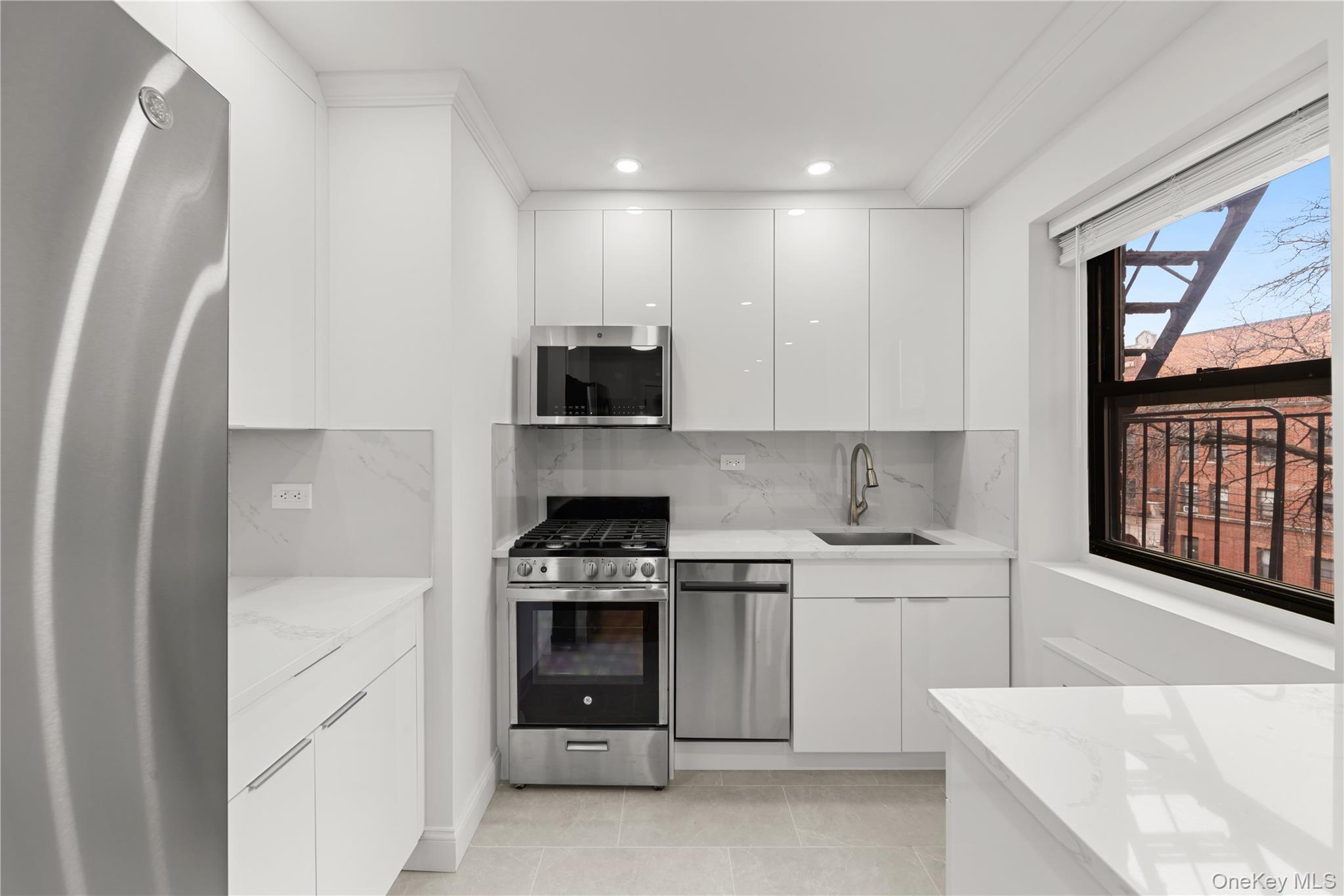 25-10 31st Avenue Unit: 3K
