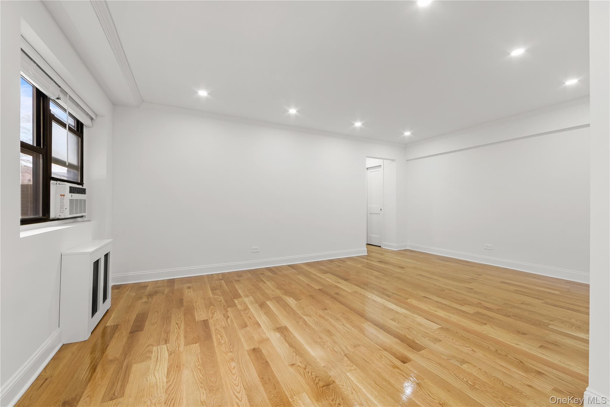 25-10 31st Avenue Unit: 3K