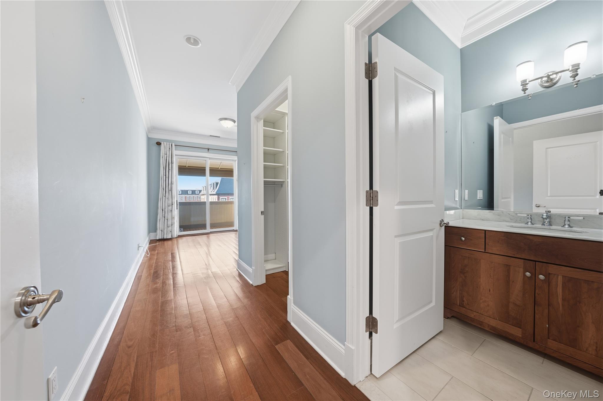127 W Main Street Unit: 300