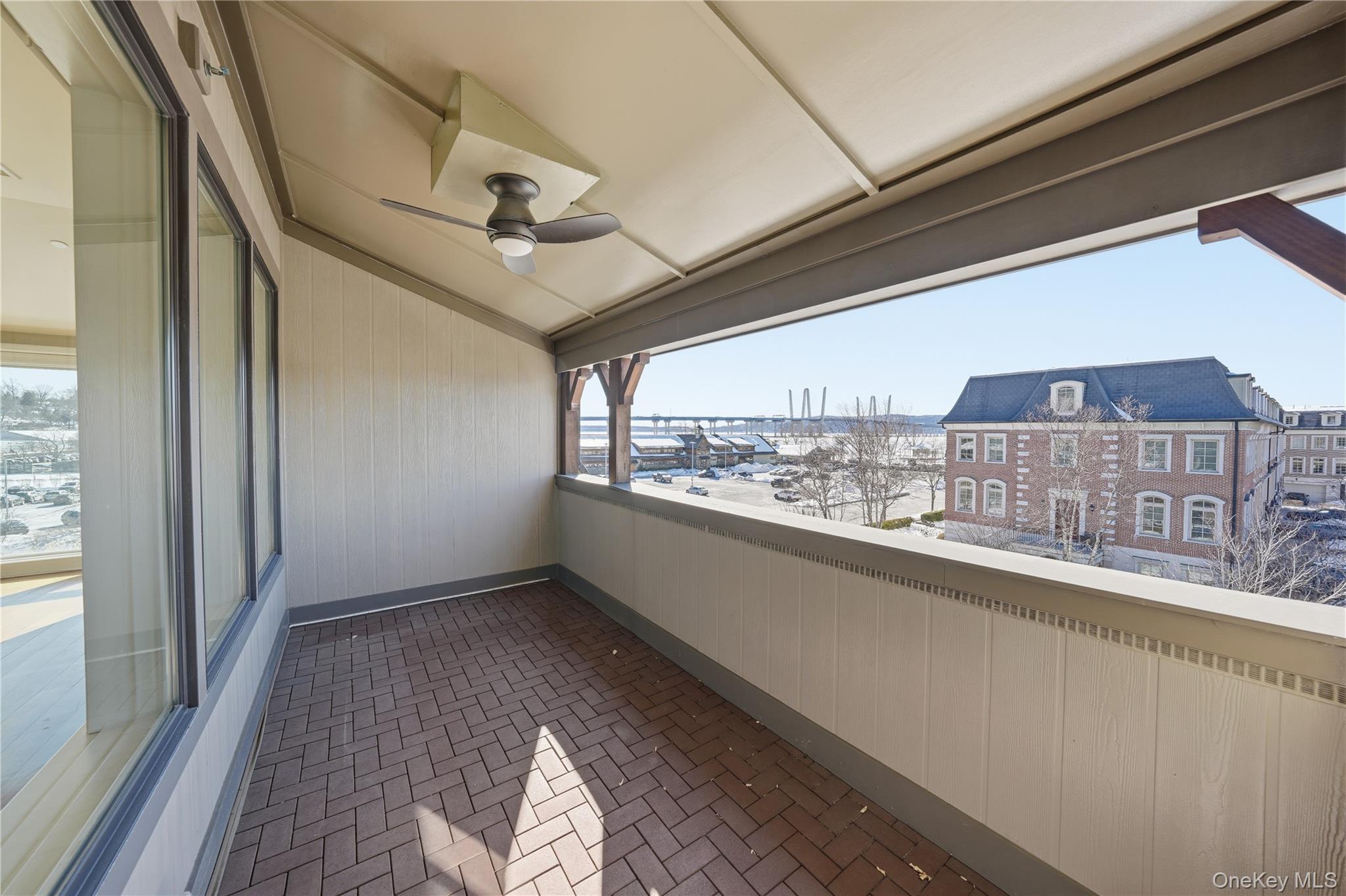 127 W Main Street Unit: 300