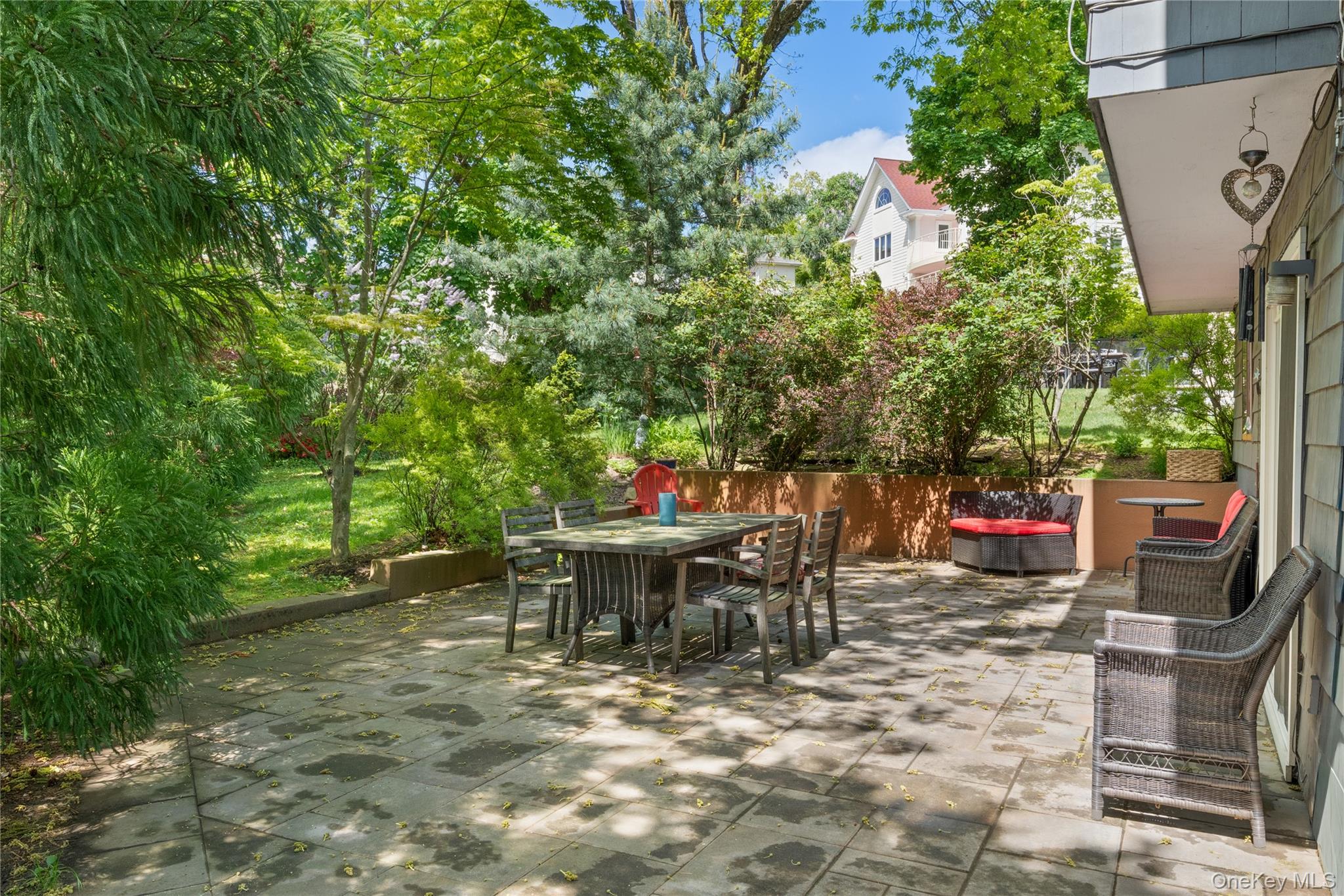 284 Schenck Avenue