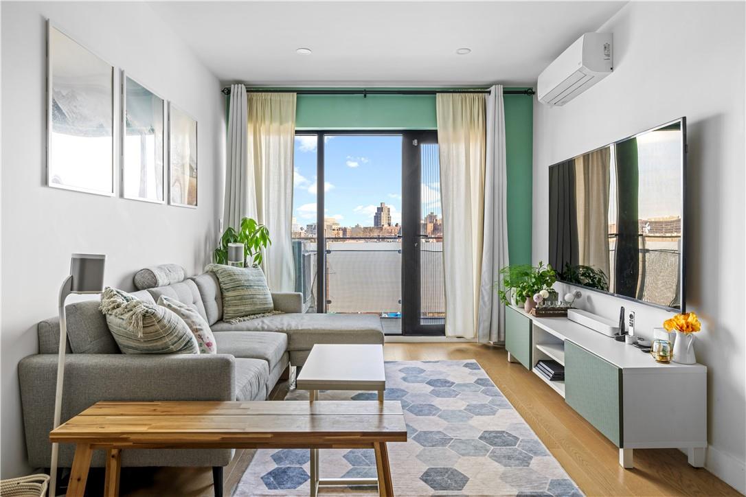 62-98 Woodhaven Boulevard Unit: 4I