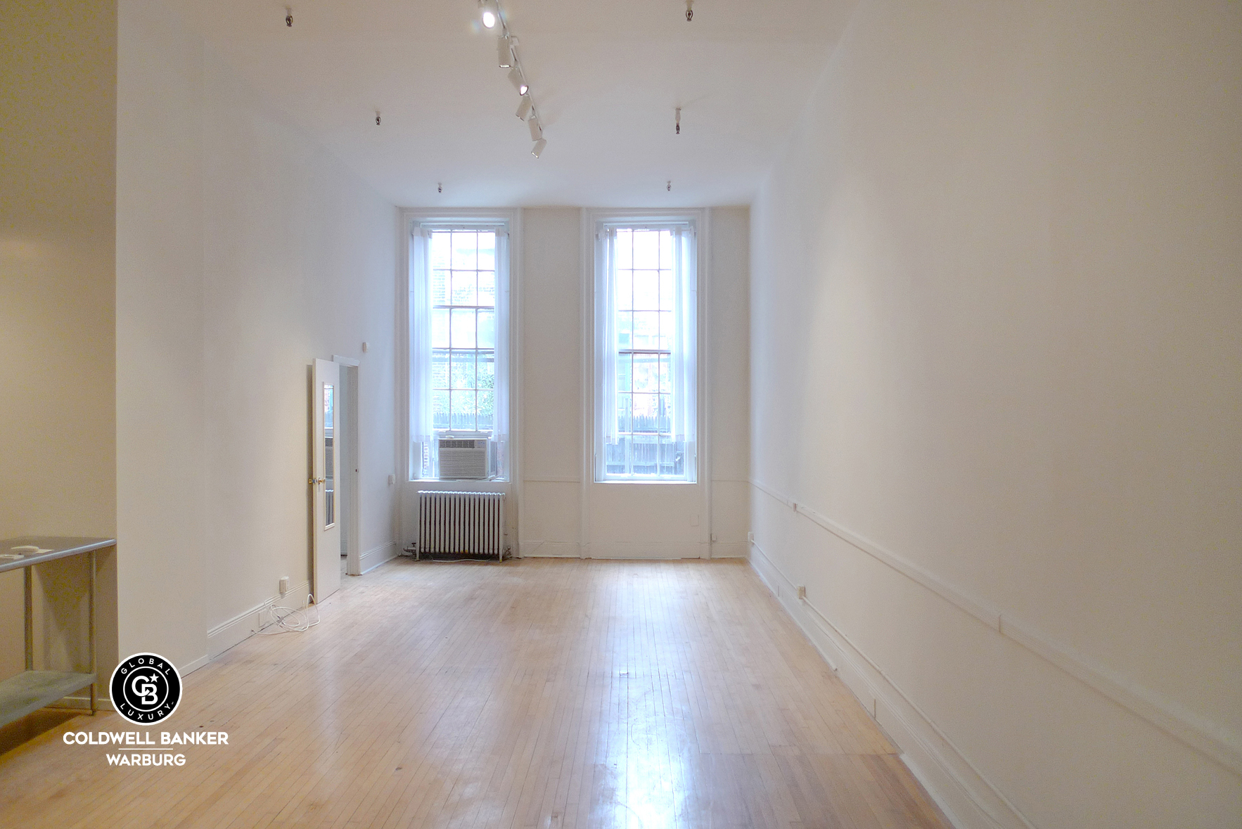 75 LEONARD Street 2NE