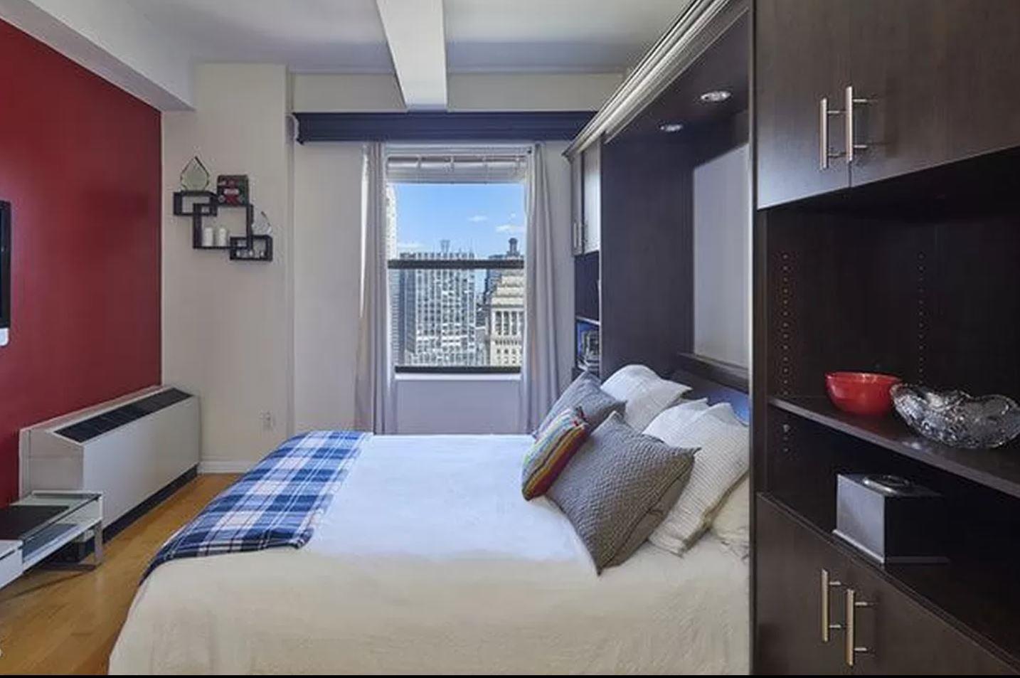 20 West Street 41-E