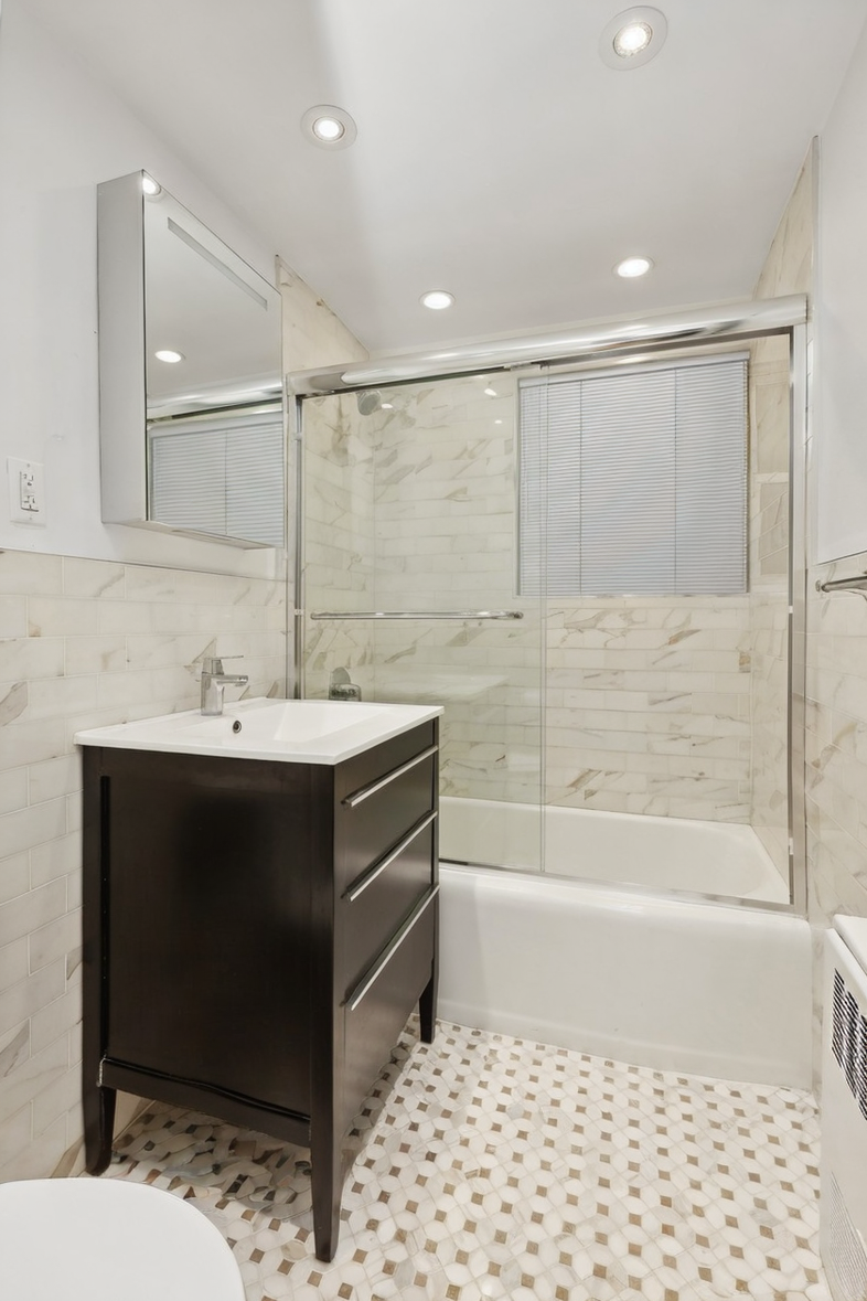 333 E 46TH Street 9B