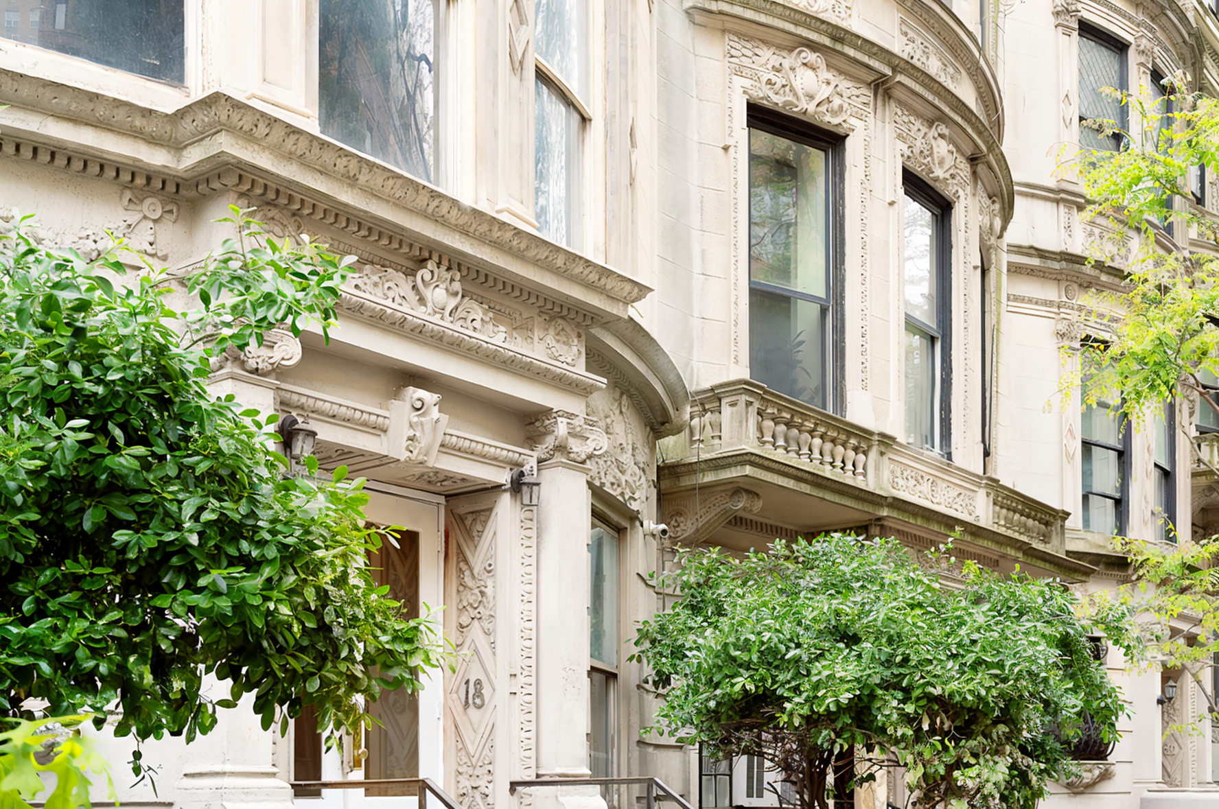 18 W 76TH Street