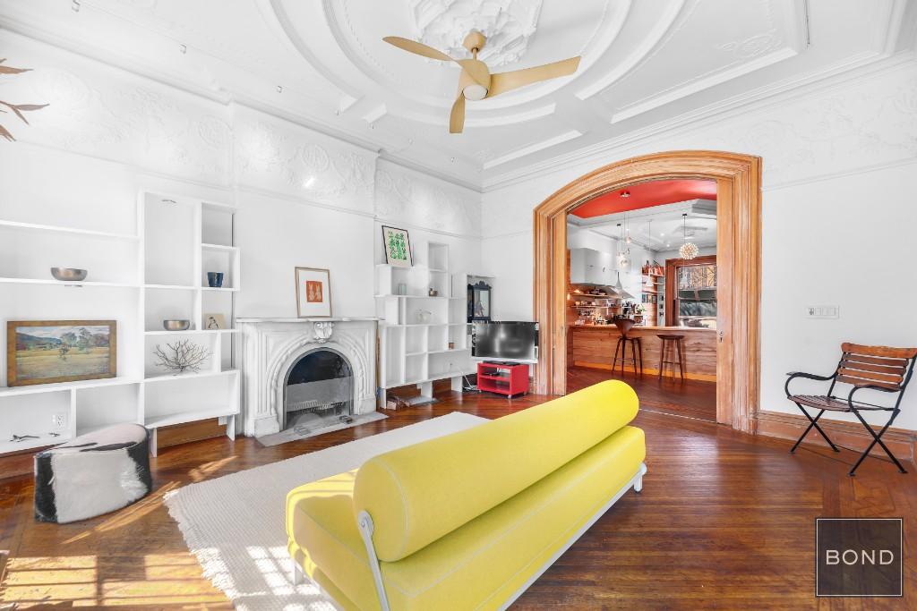 29 S Elliott Place *