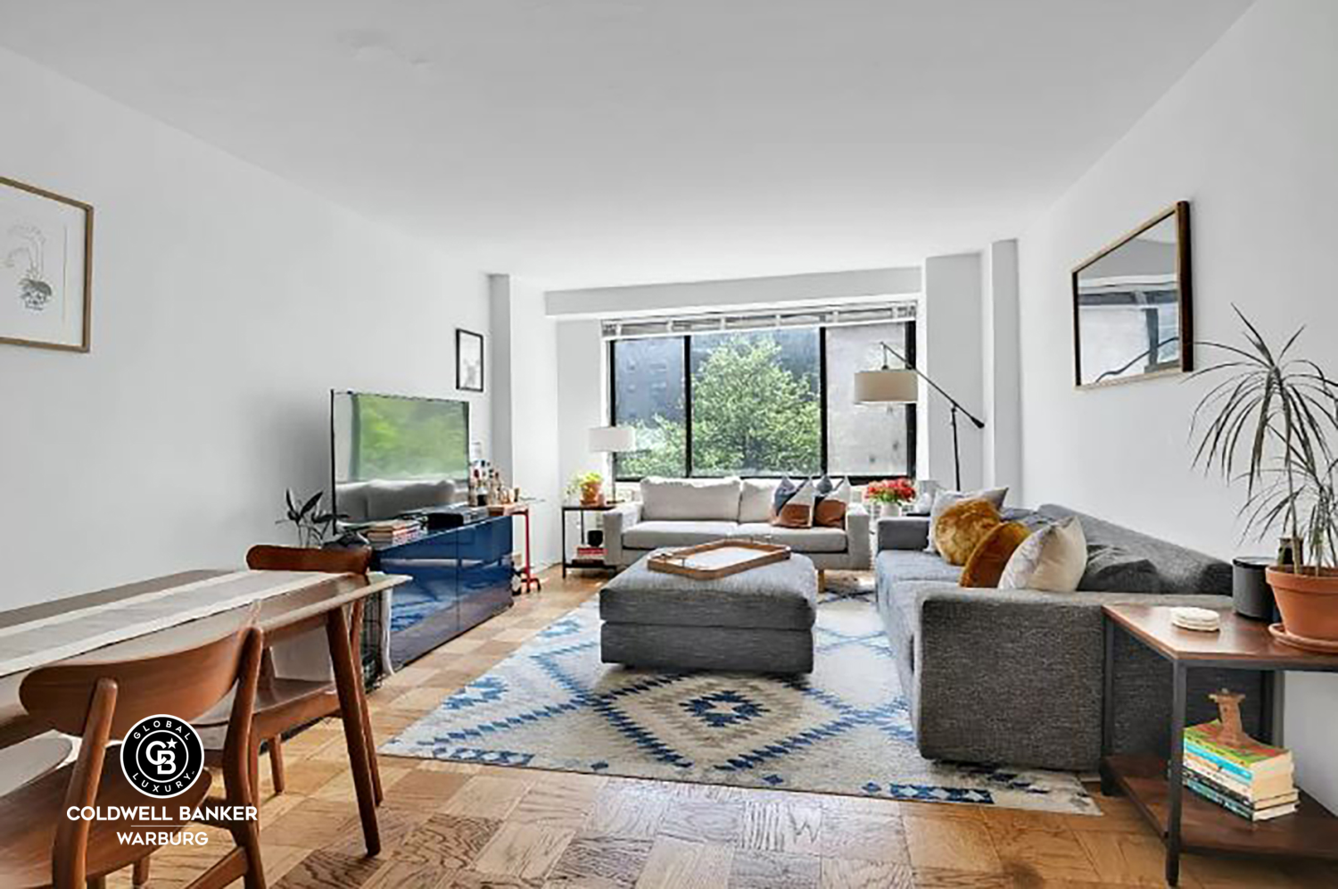 382 CENTRAL Park W 4V