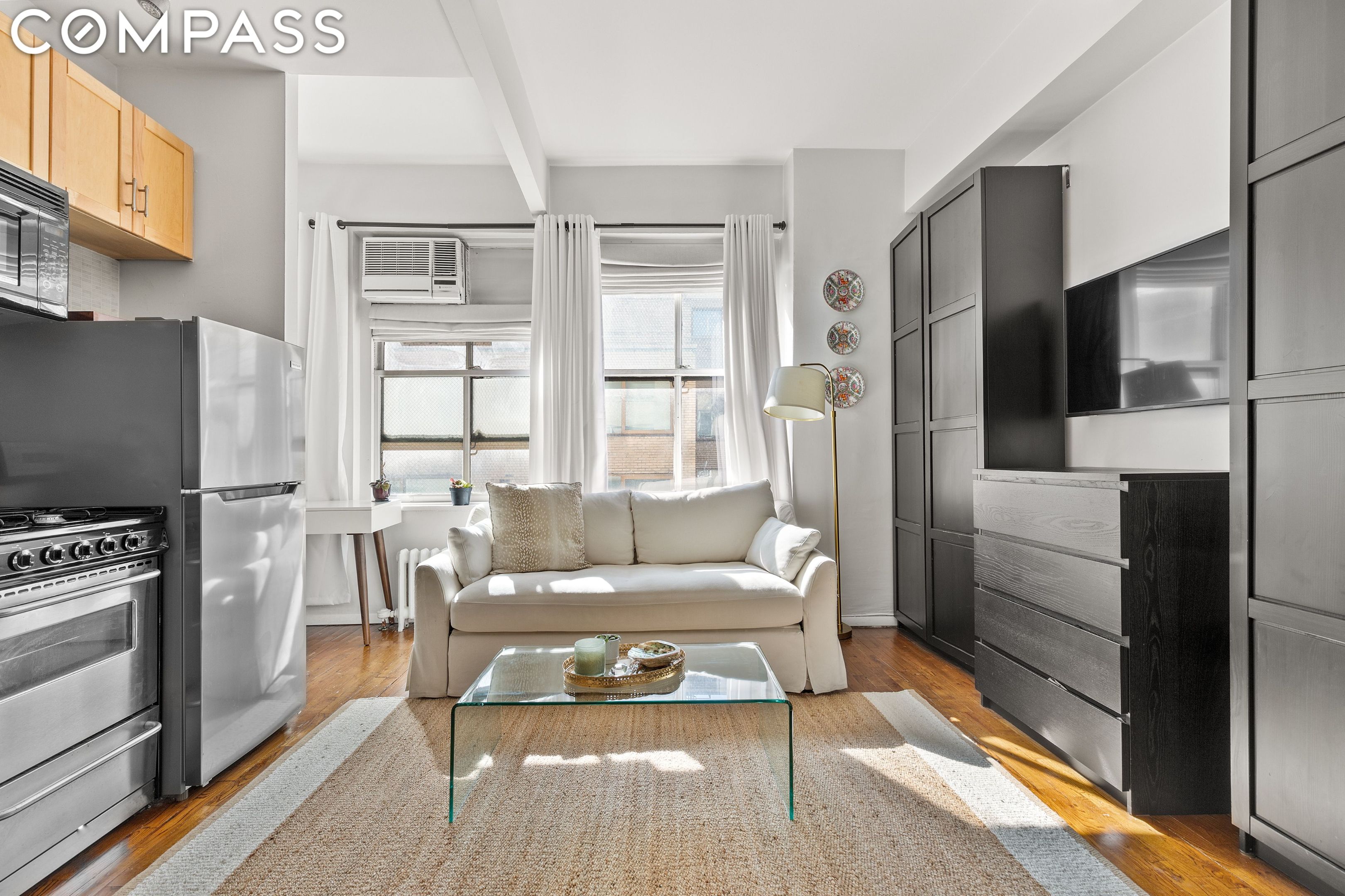 4 Lexington Avenue 13J