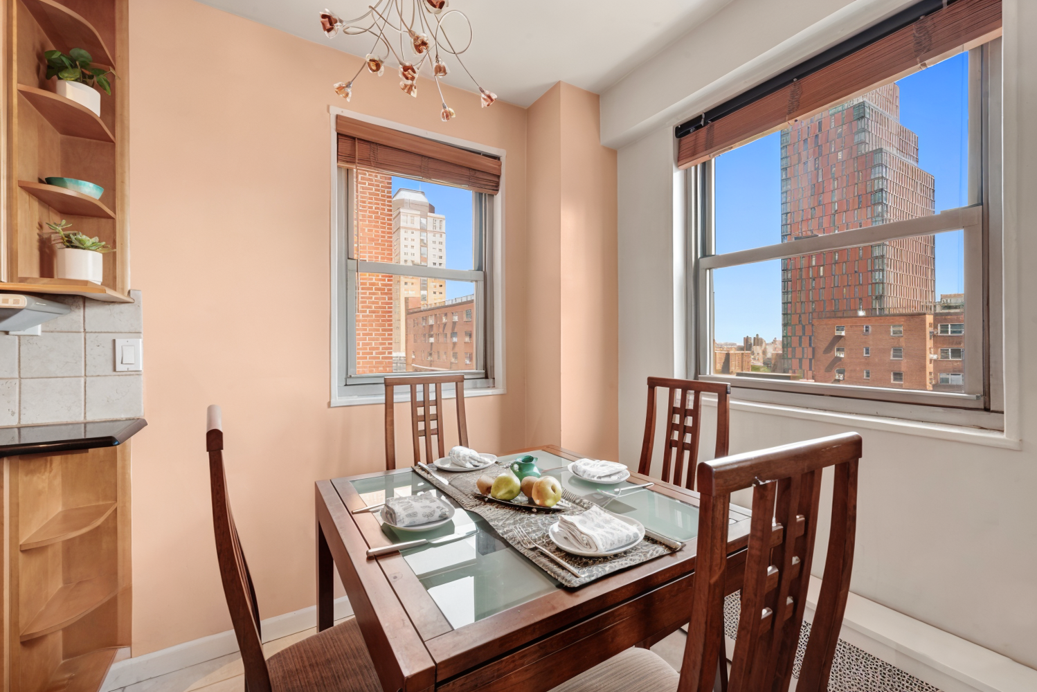 215 ADAMS Street 16E