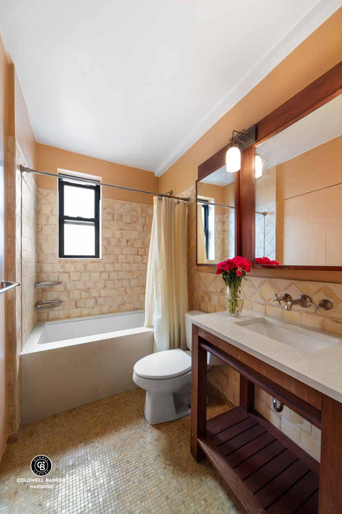 760 W END Avenue 15E