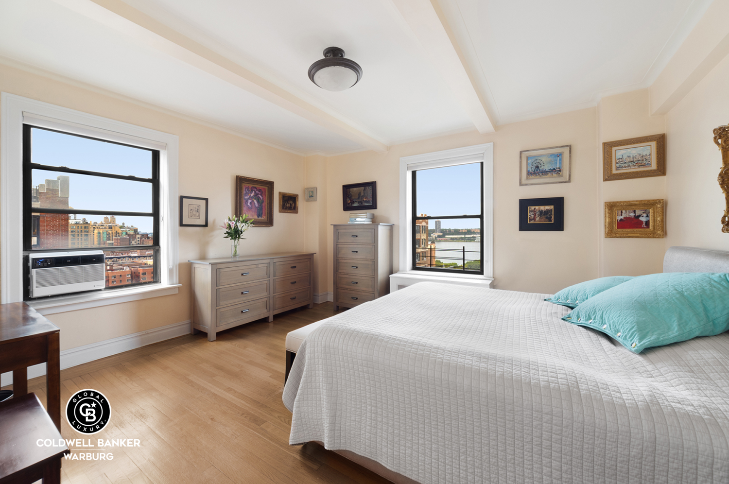 760 W END Avenue 15E