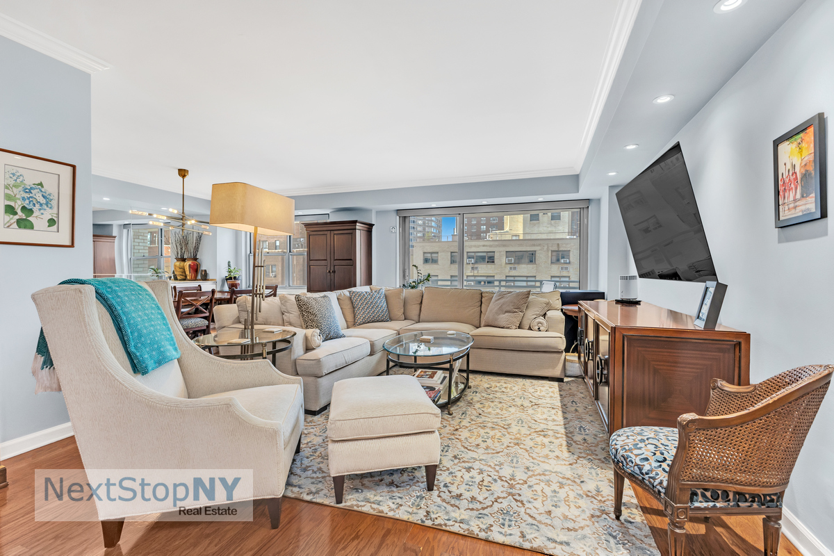 400 E 56TH Street 16B