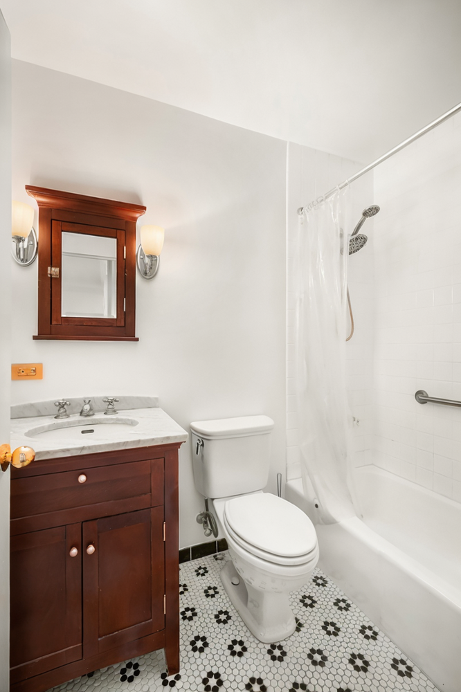 300 E 54TH Street 10J