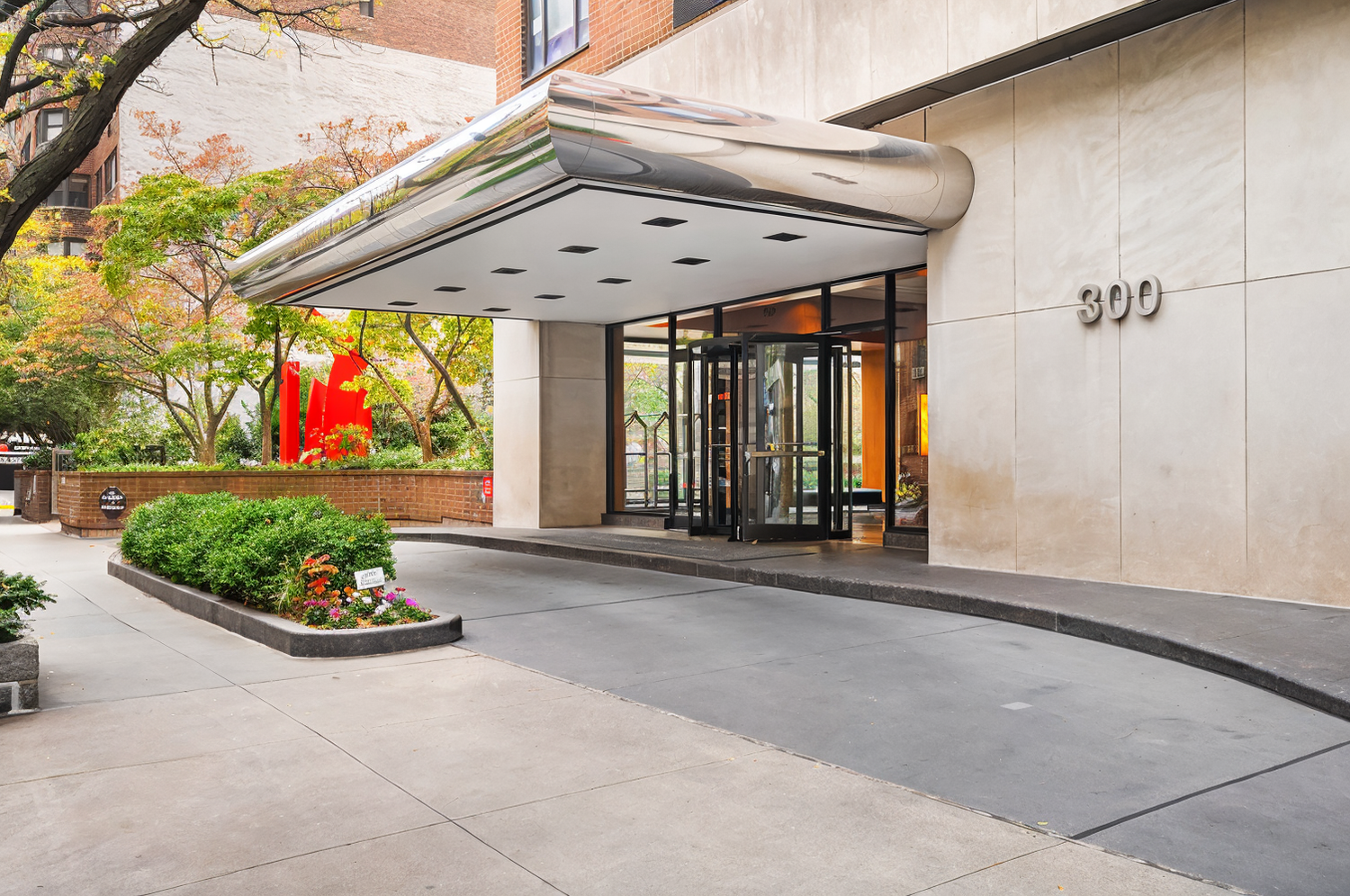 300 E 54TH Street 10J