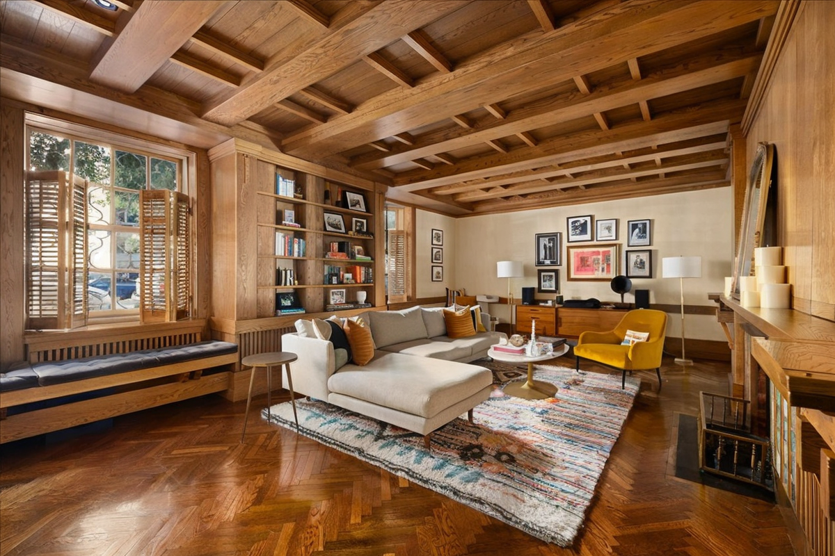 520 E 86TH Street 1/2C