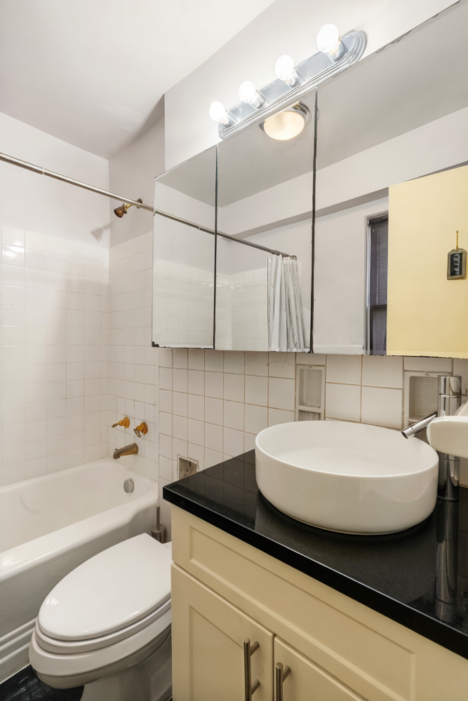 411 E 57TH Street 12A