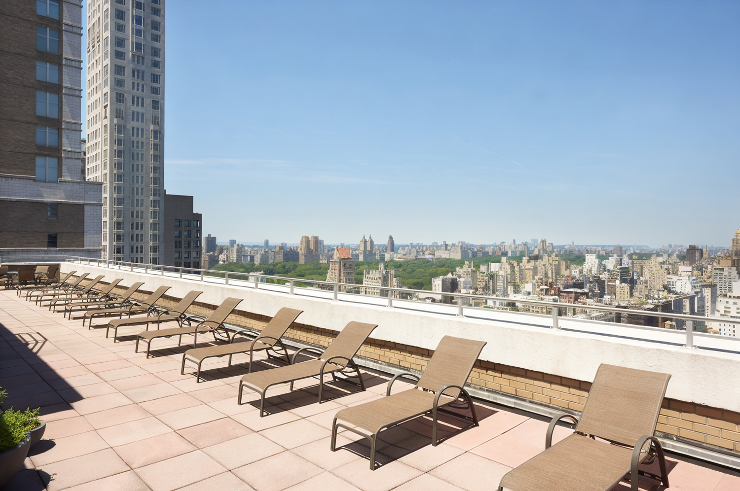 118 E 60TH Street 28G