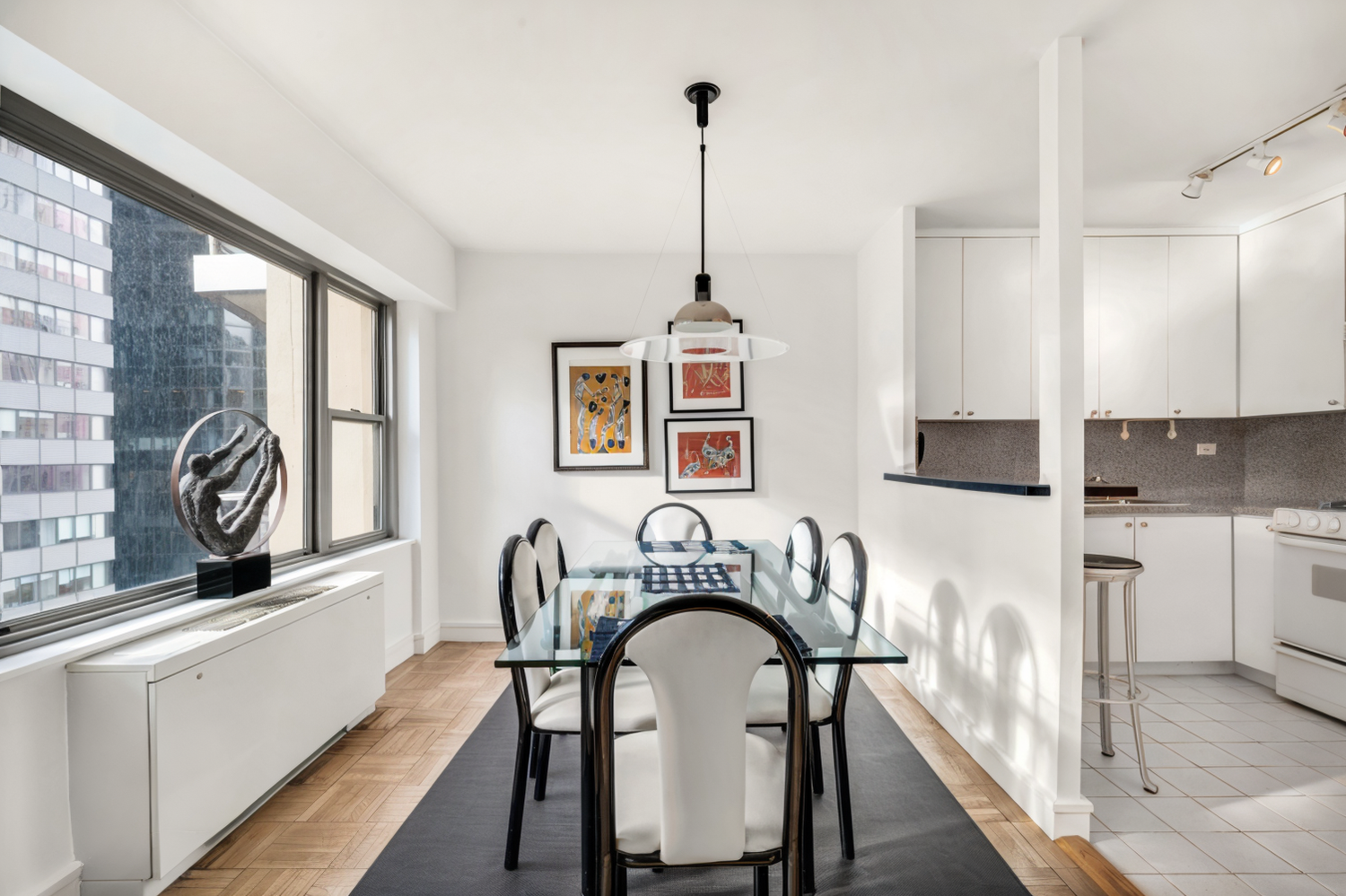 118 E 60TH Street 28G