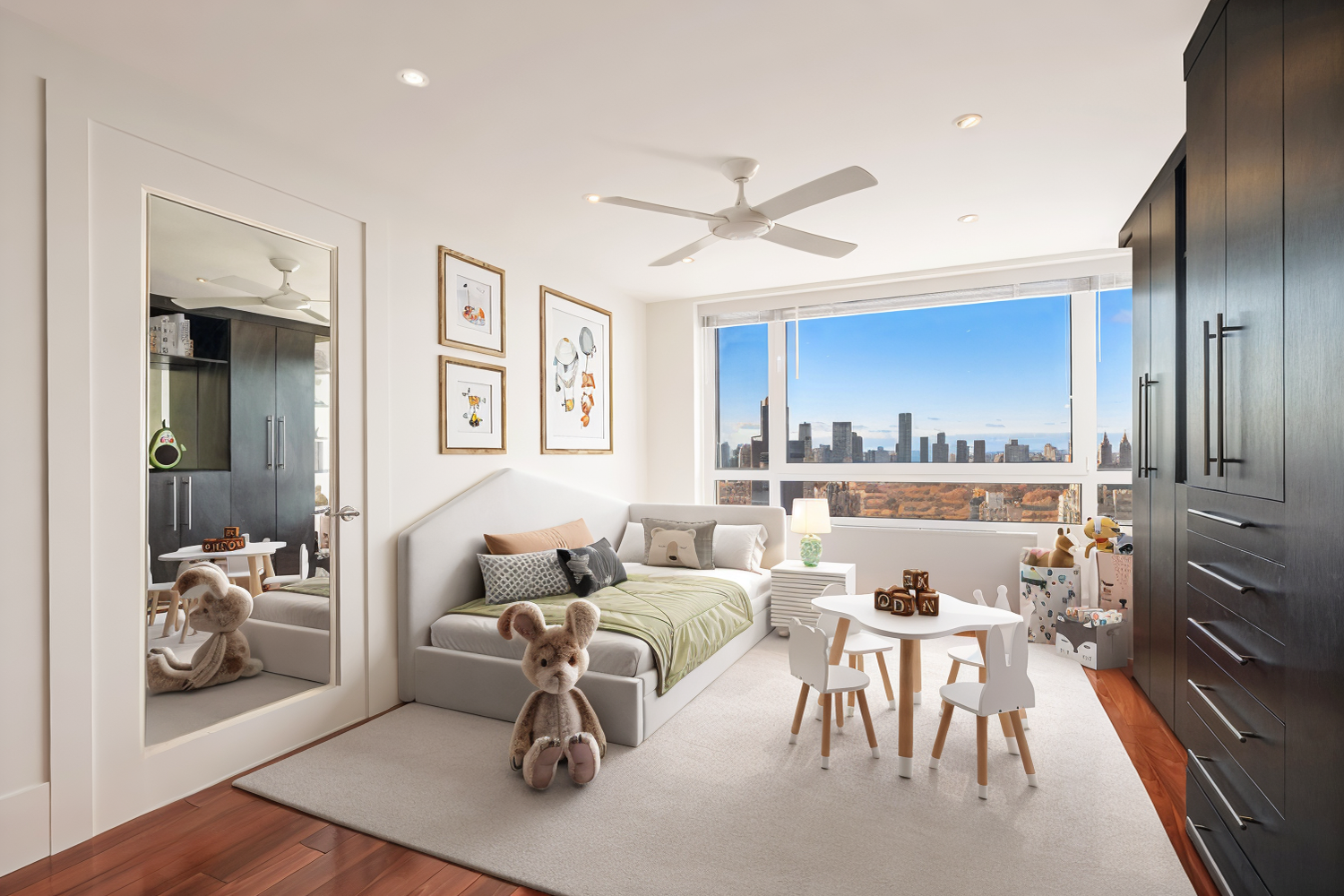 190 E 72ND Street 34CD