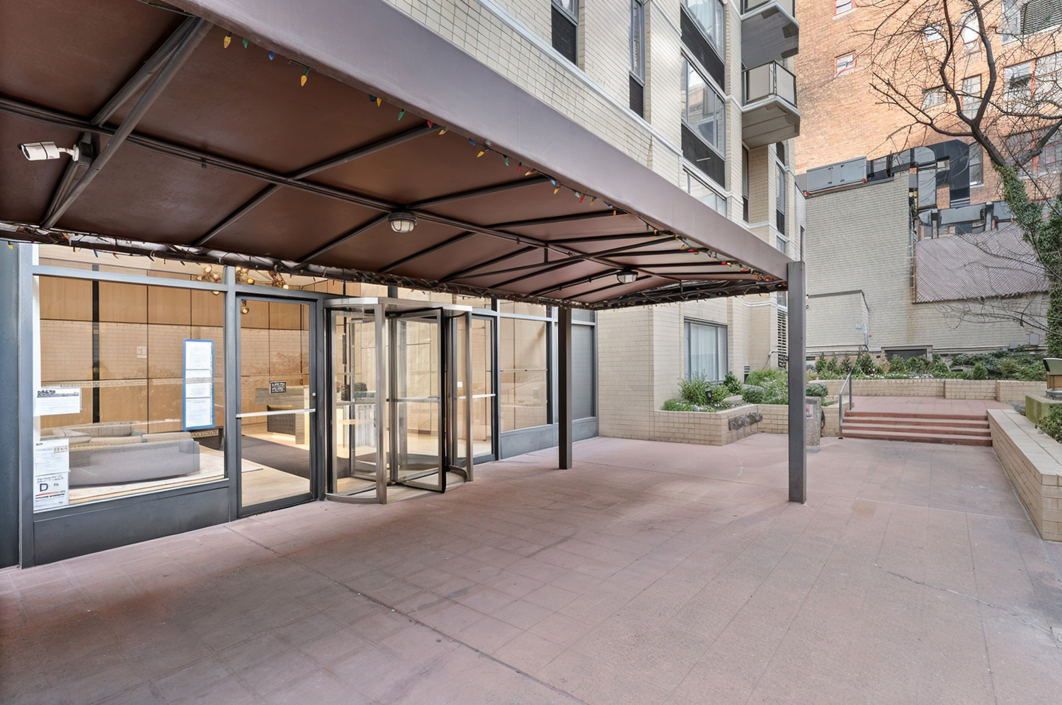 407 PARK Avenue S 17A