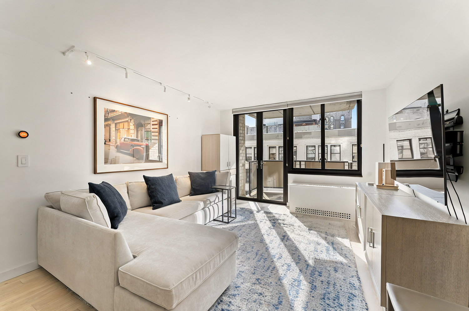 407 PARK Avenue S 17A
