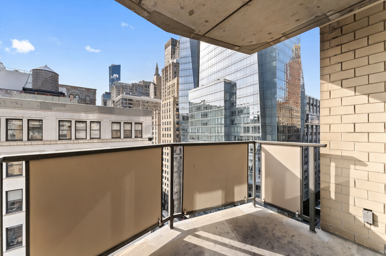 407 PARK Avenue S 17A