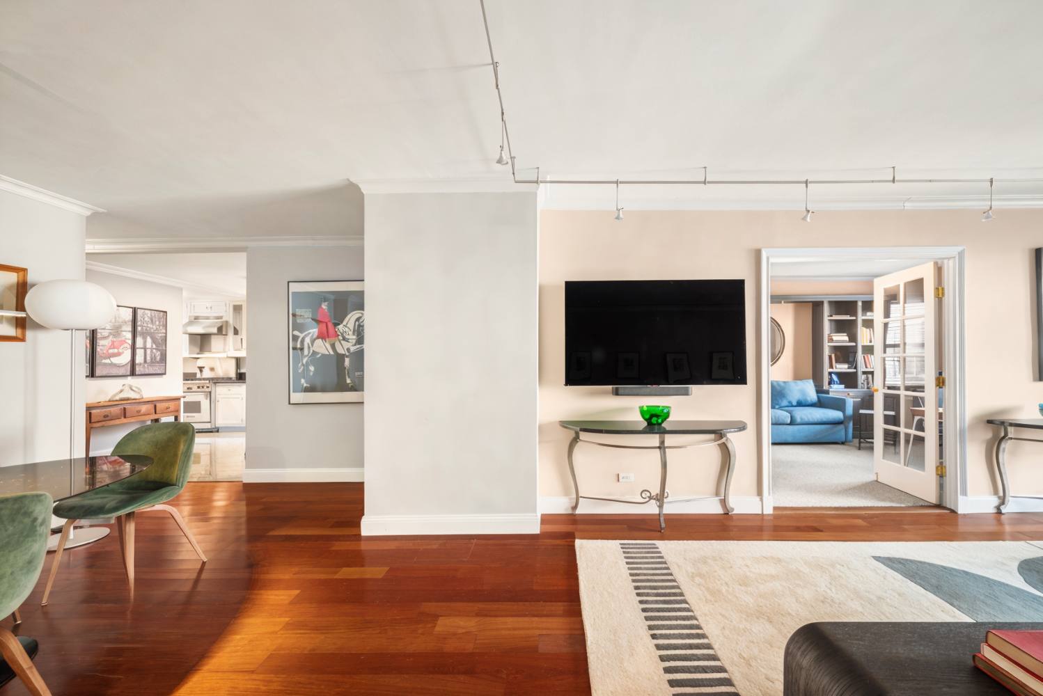 400 E 56TH Street 9L