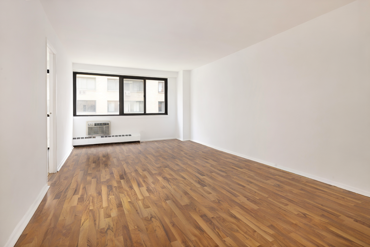 16 W 16TH Street 8LS