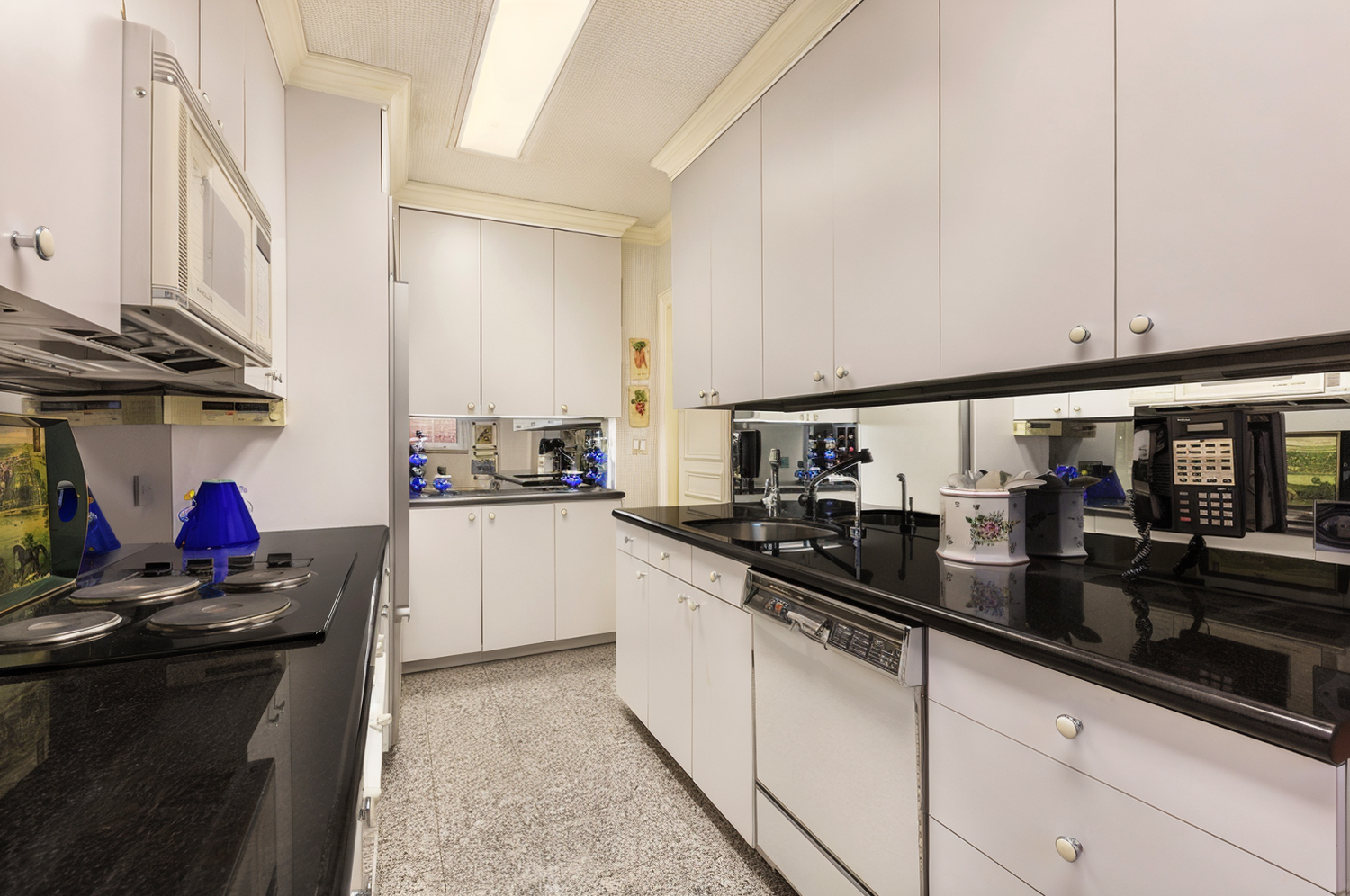 475 PARK Avenue 8A/SR23