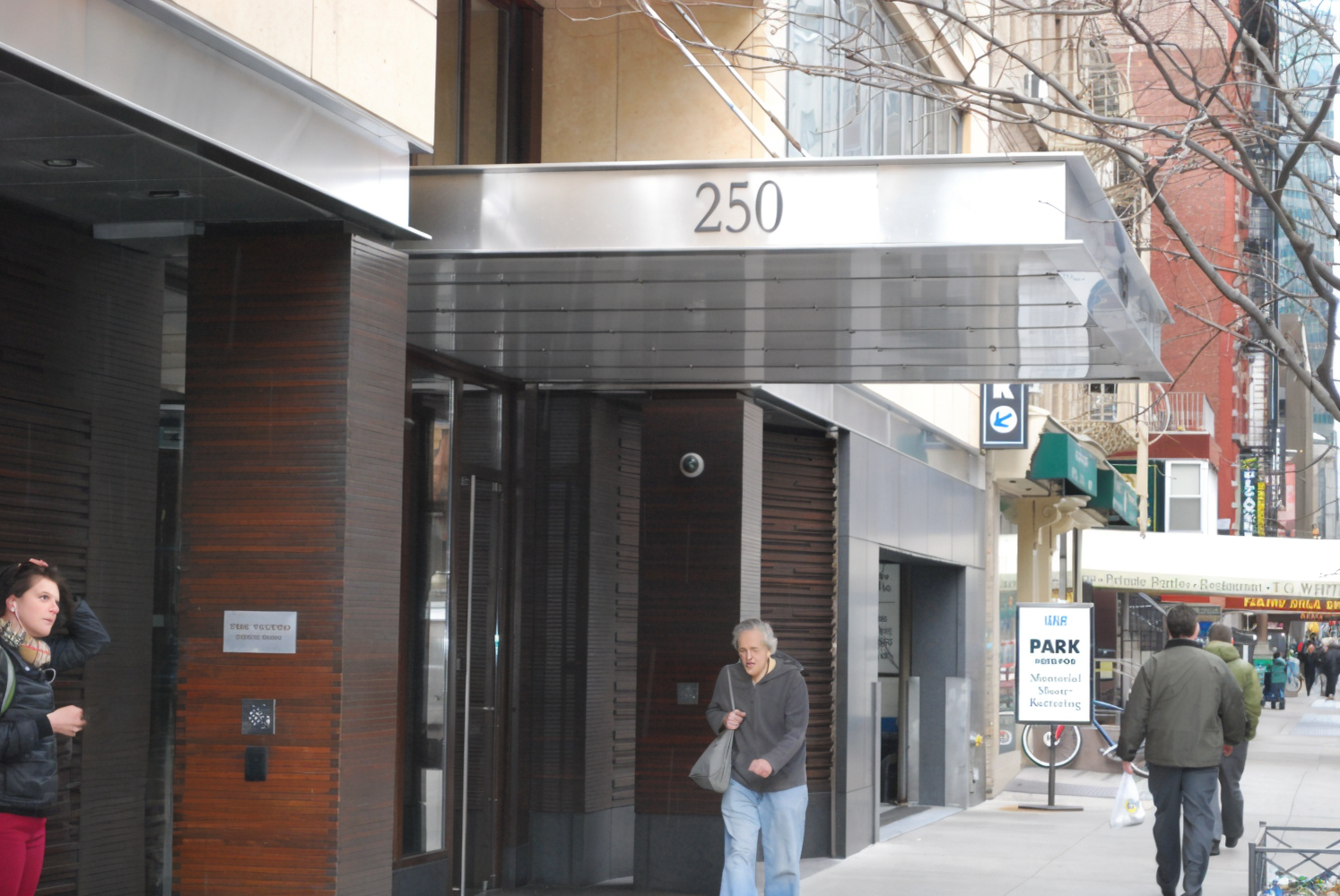 250 E 53RD Street 3004