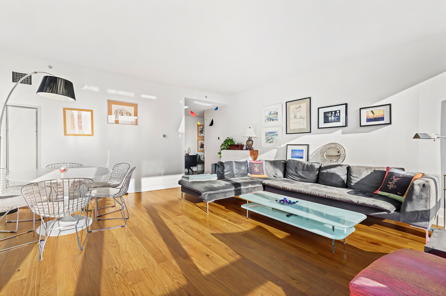 250 E 53RD Street 3004