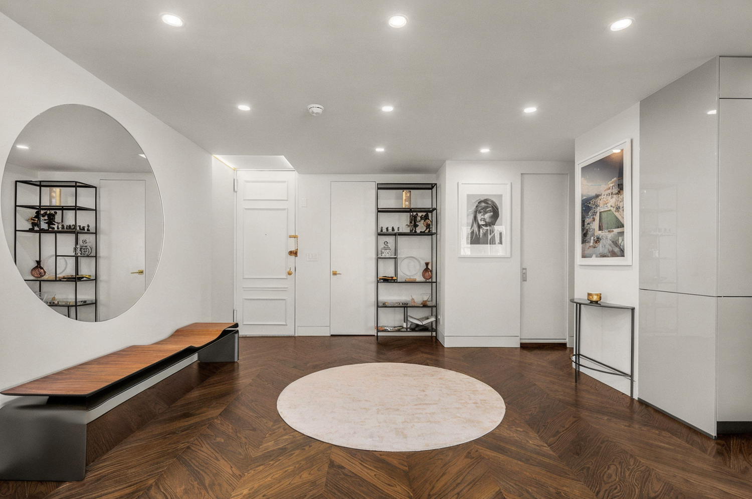 190 E 72ND Street 31B