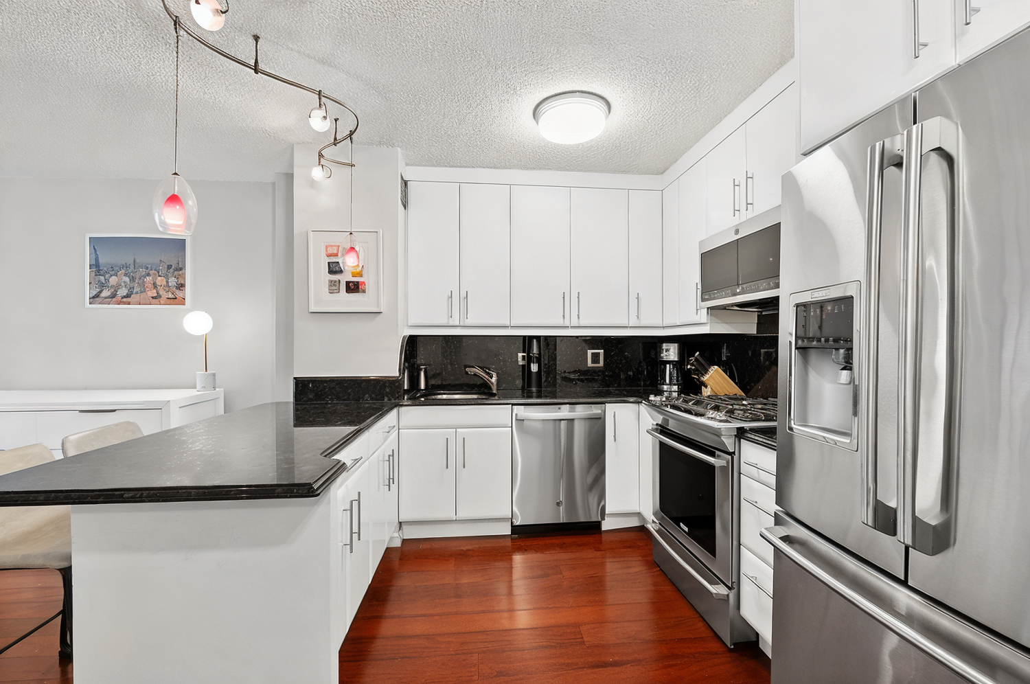 132 E 35TH Street 11F