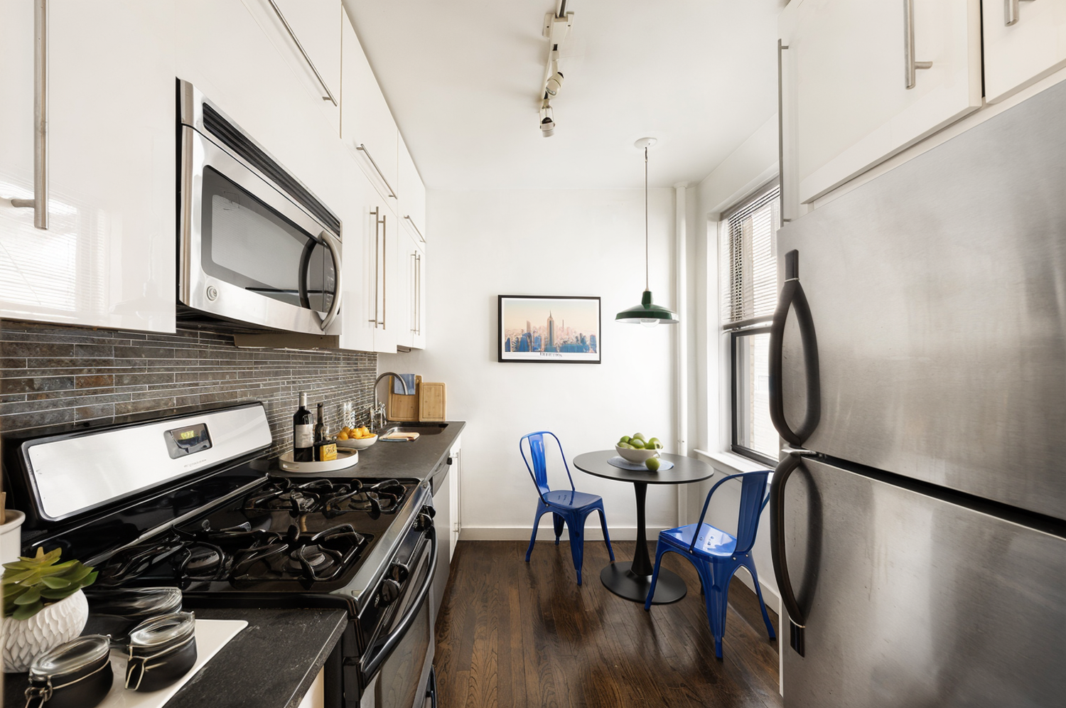 253 W 16TH Street 2D