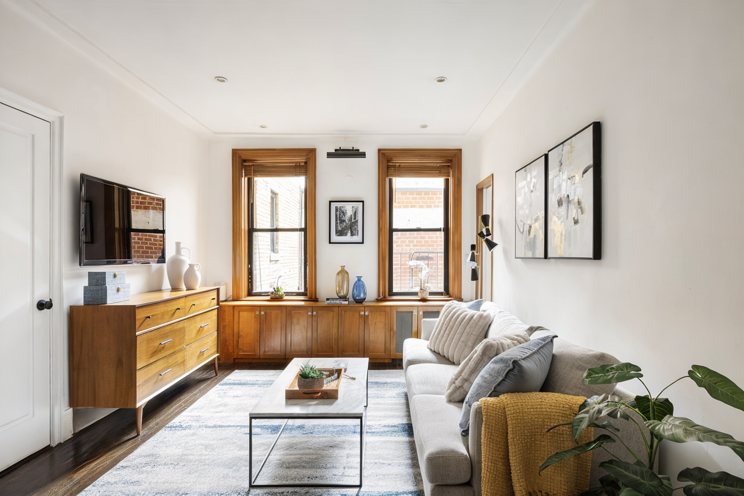253 W 16TH Street 2D