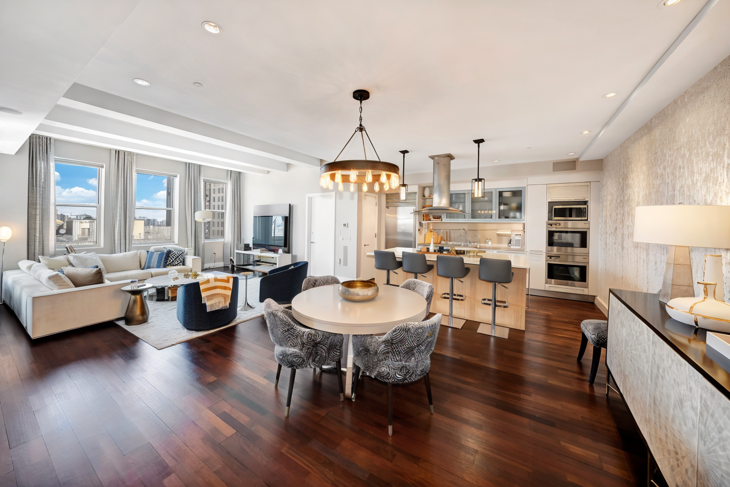270 BROADWAY 24B
