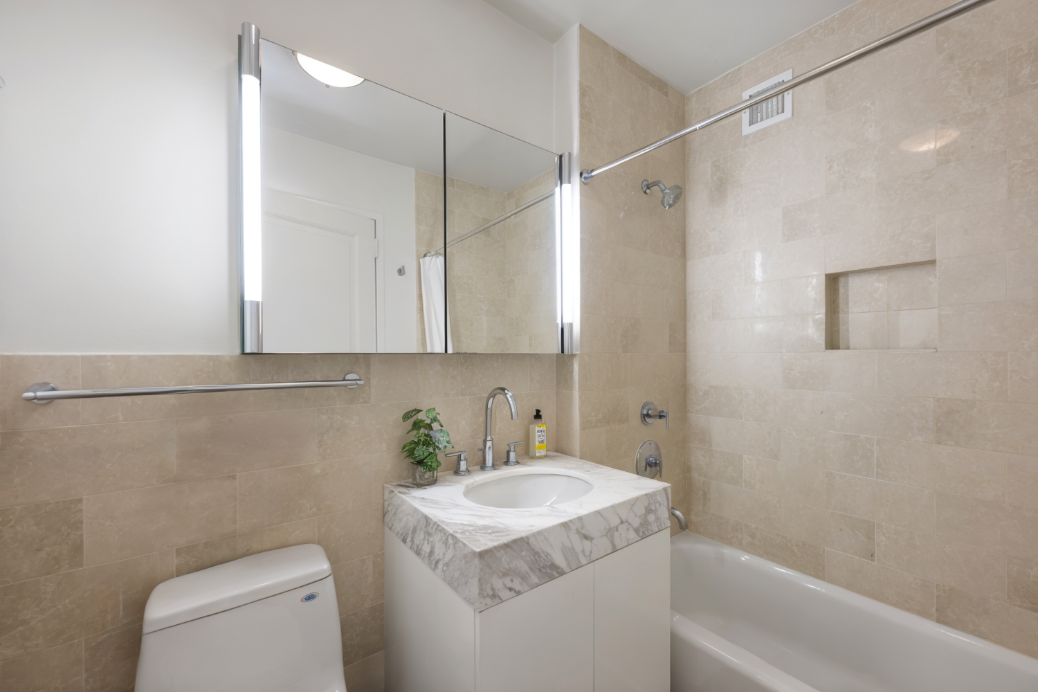 300 E 64TH Street 20D