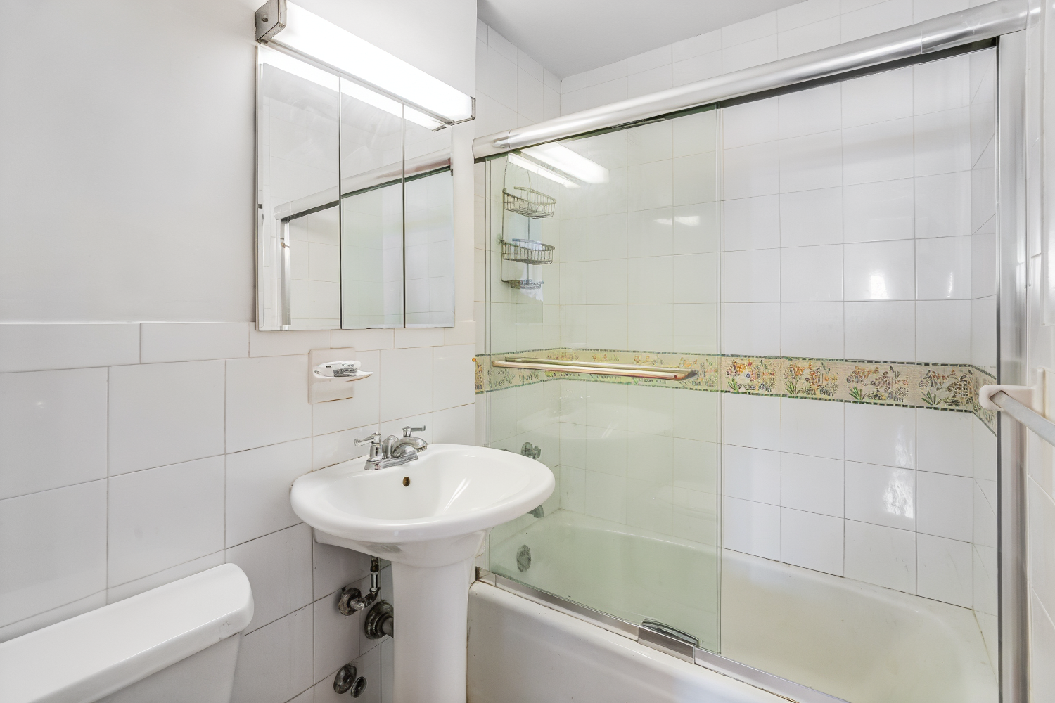 1020 GRAND CONCOURSE 24W
