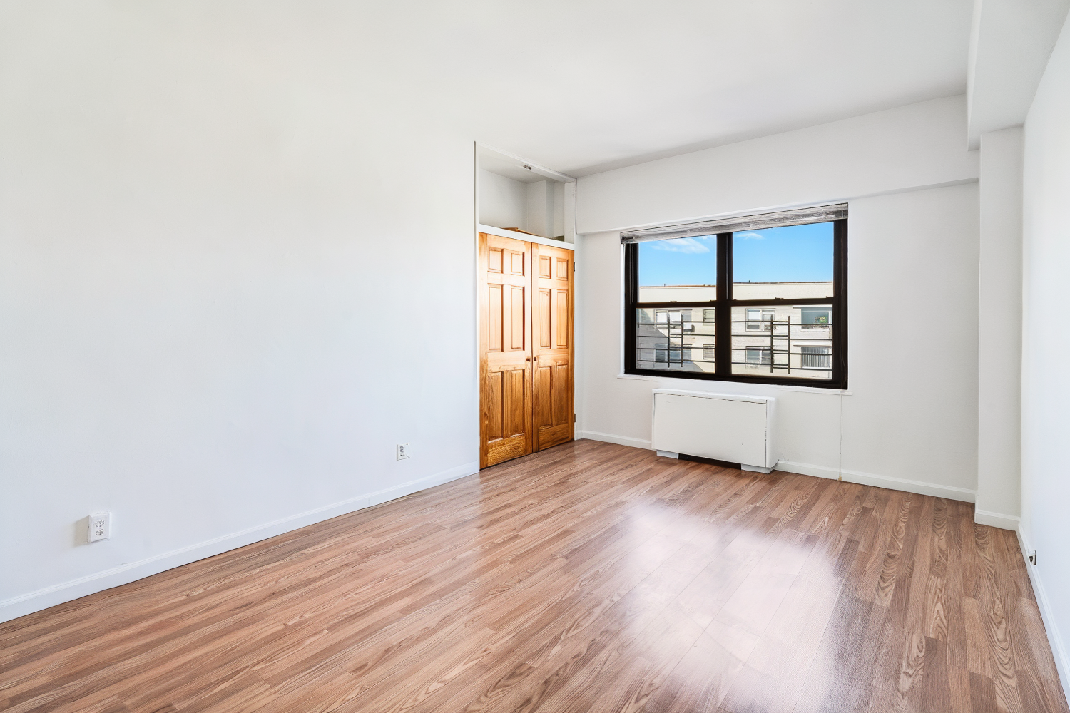 1020 GRAND CONCOURSE 24W