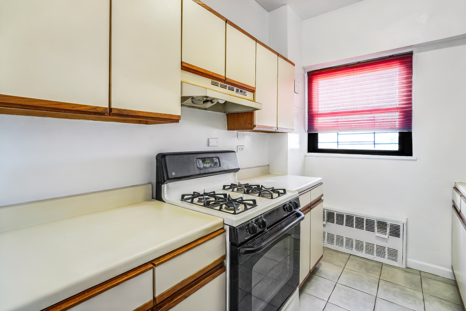 1020 GRAND CONCOURSE 24W