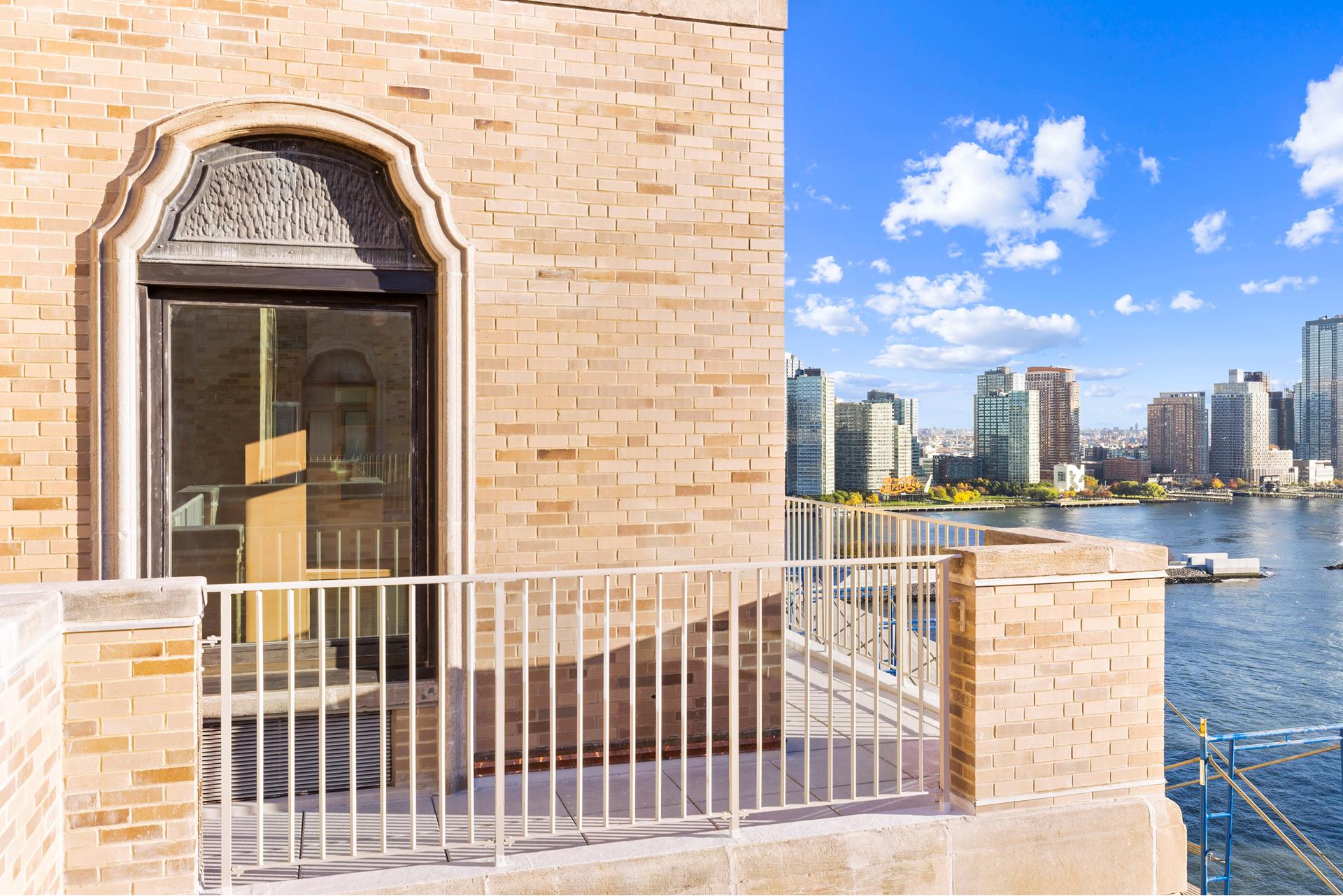 435 E 52ND Street 15A