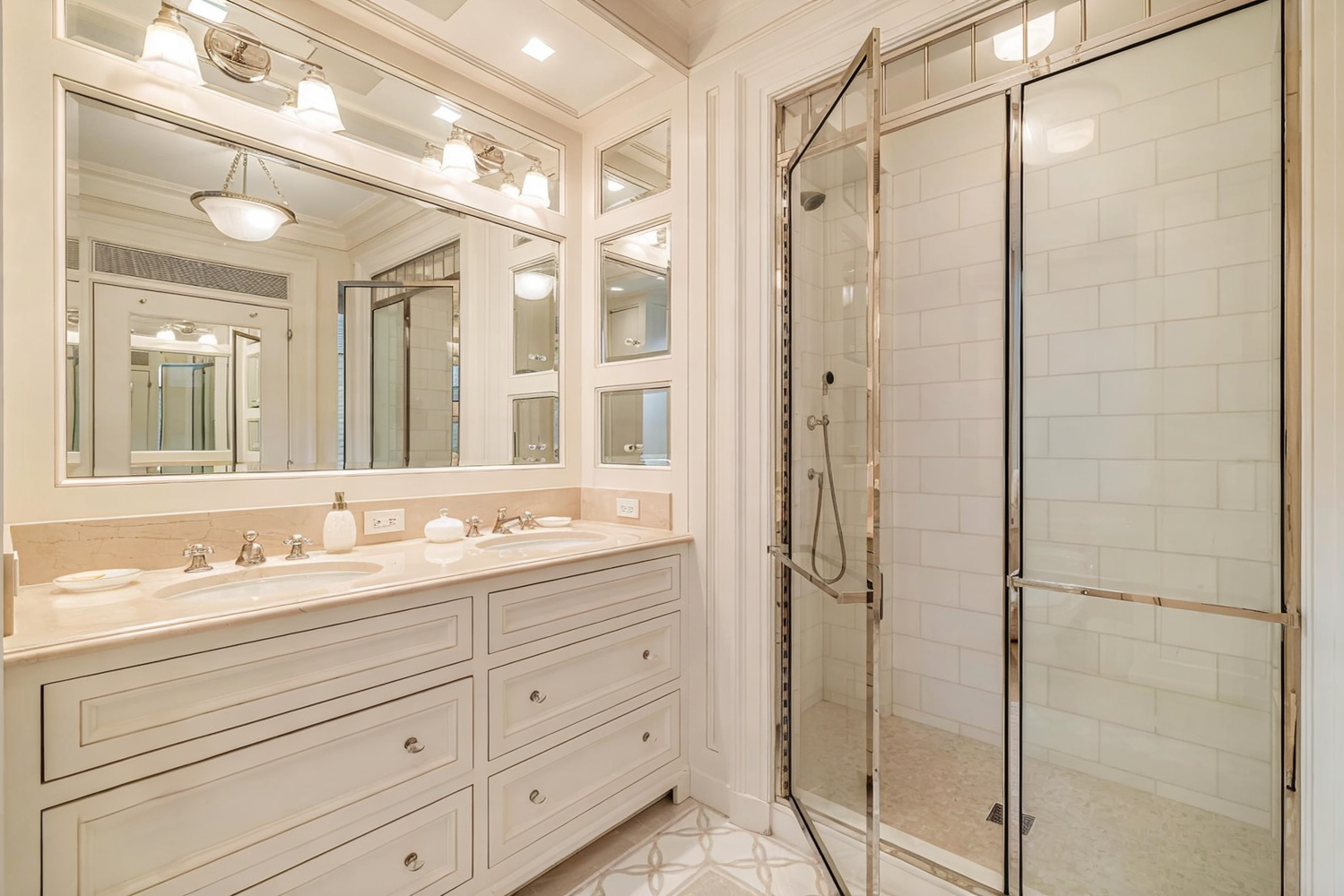 1100 PARK Avenue 15B