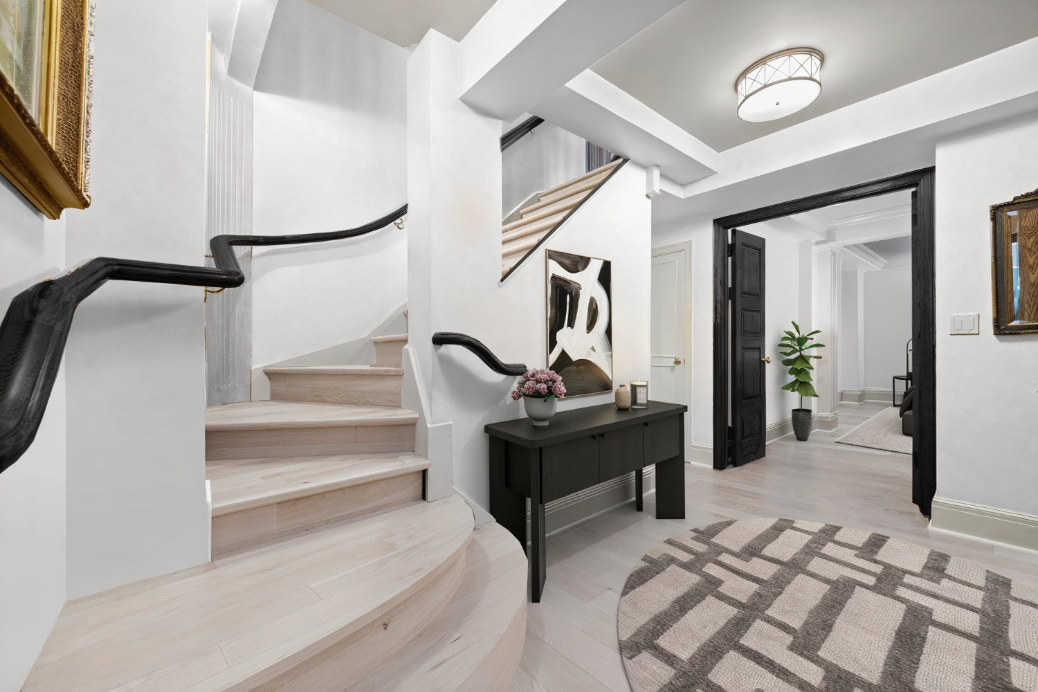 444 E 52ND Street PHN