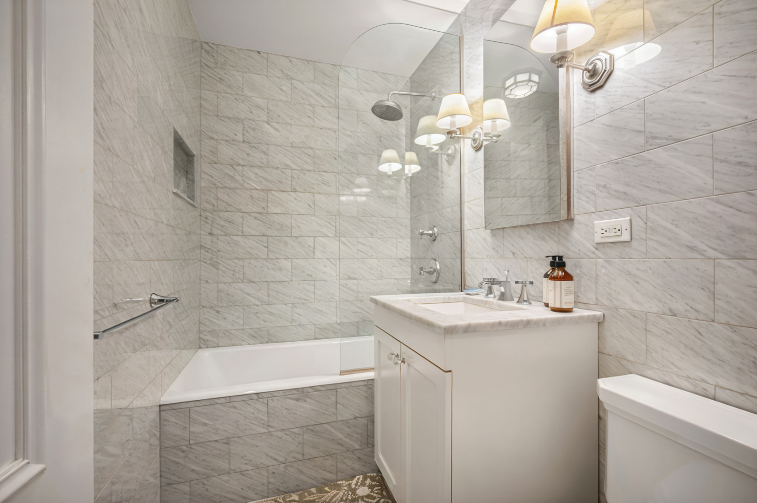 400 E 56TH Street 17J