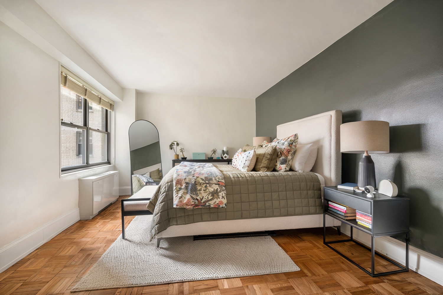 400 E 56TH Street 17J
