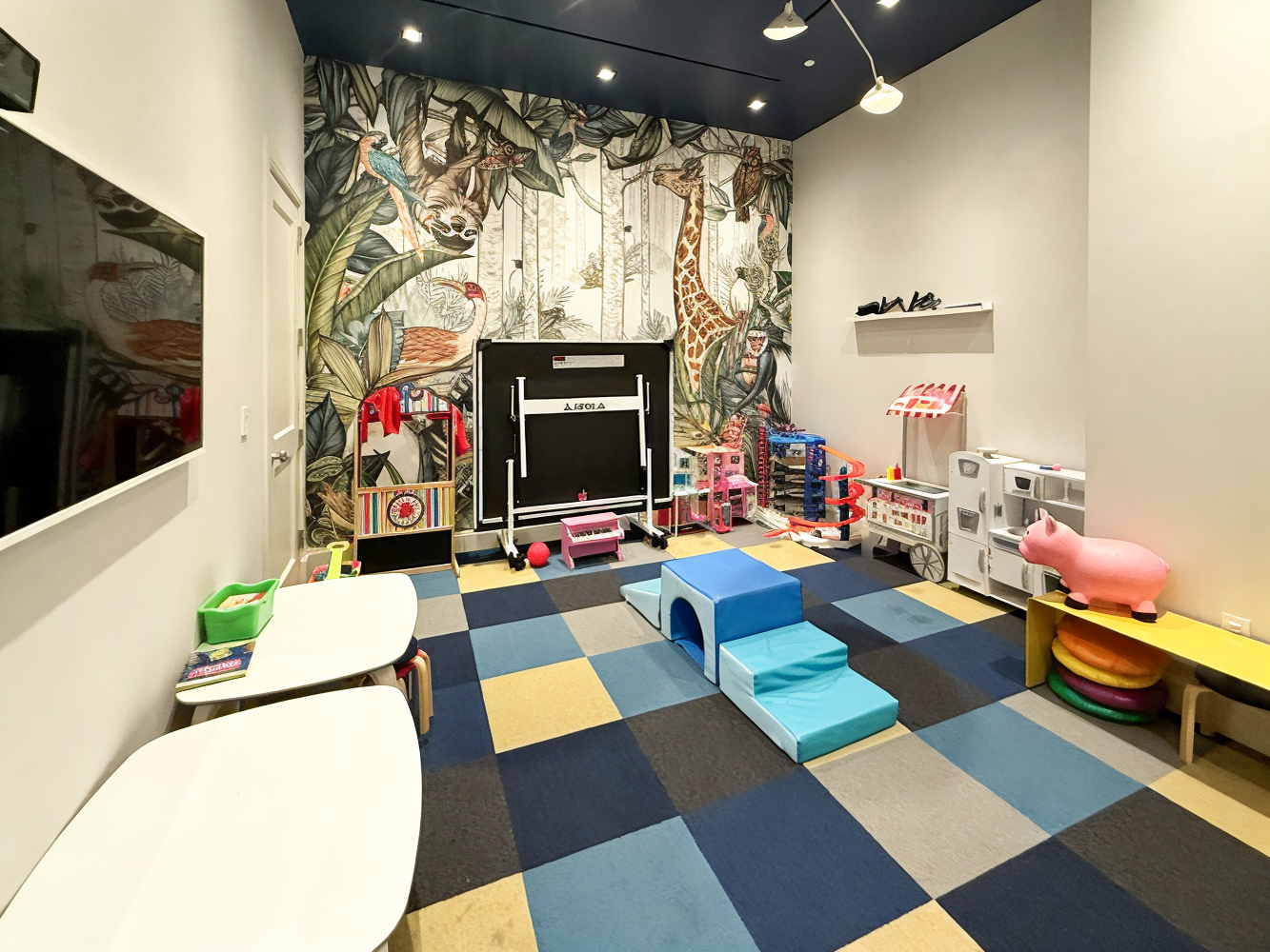 101 W 78TH Street 5B